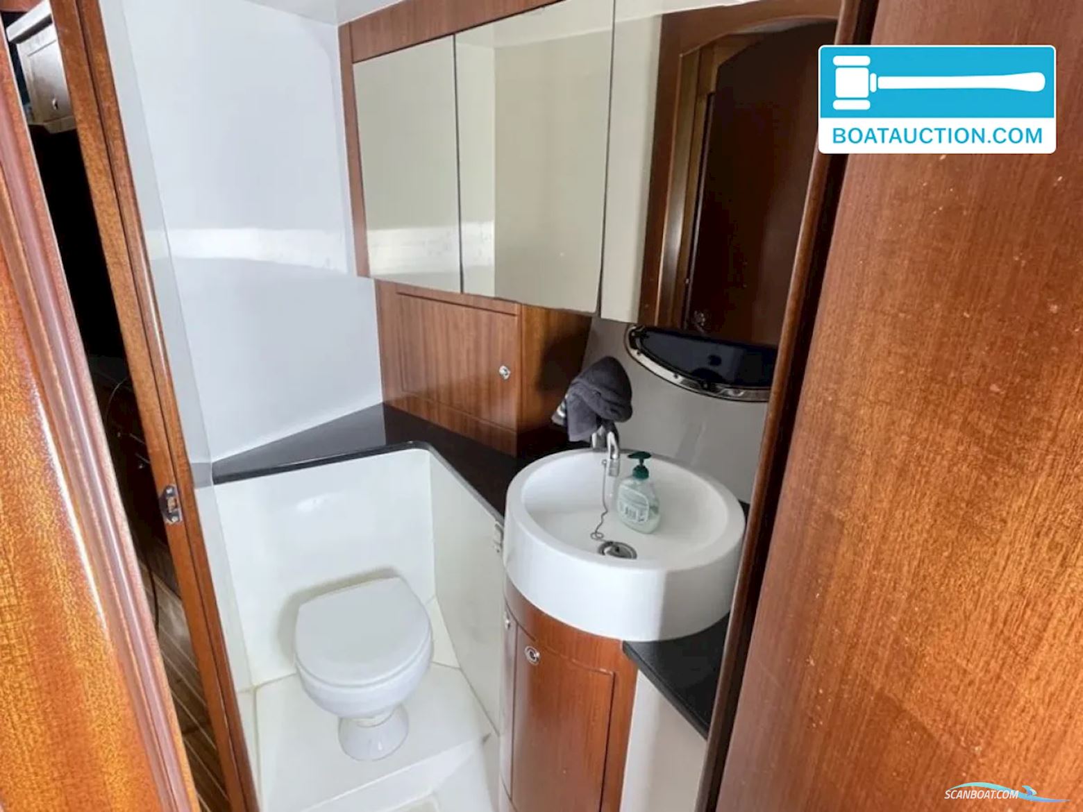 Galeon 390 FLY