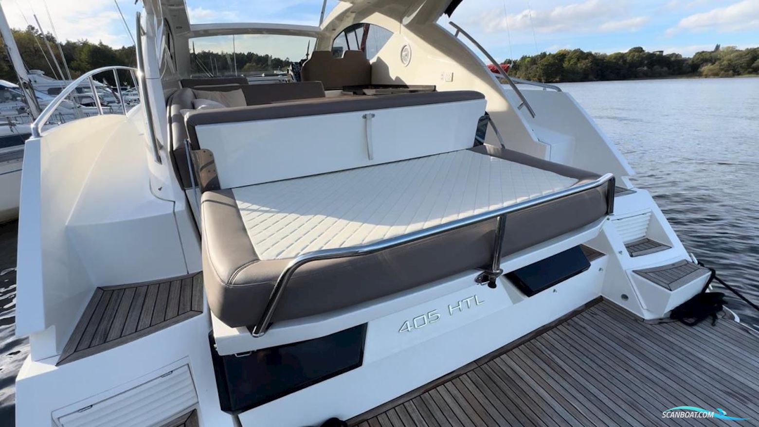 Galeon 405 HTL