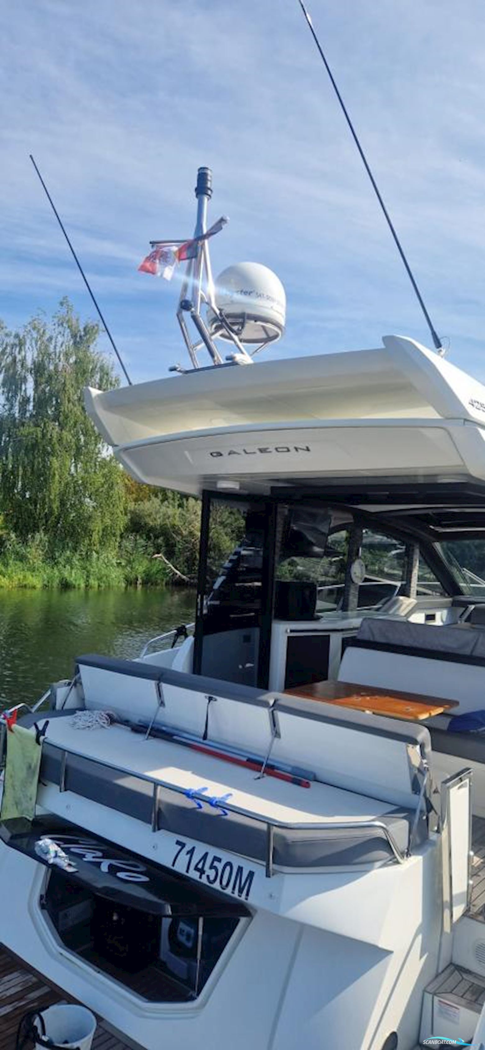 Galeon 425 HTS