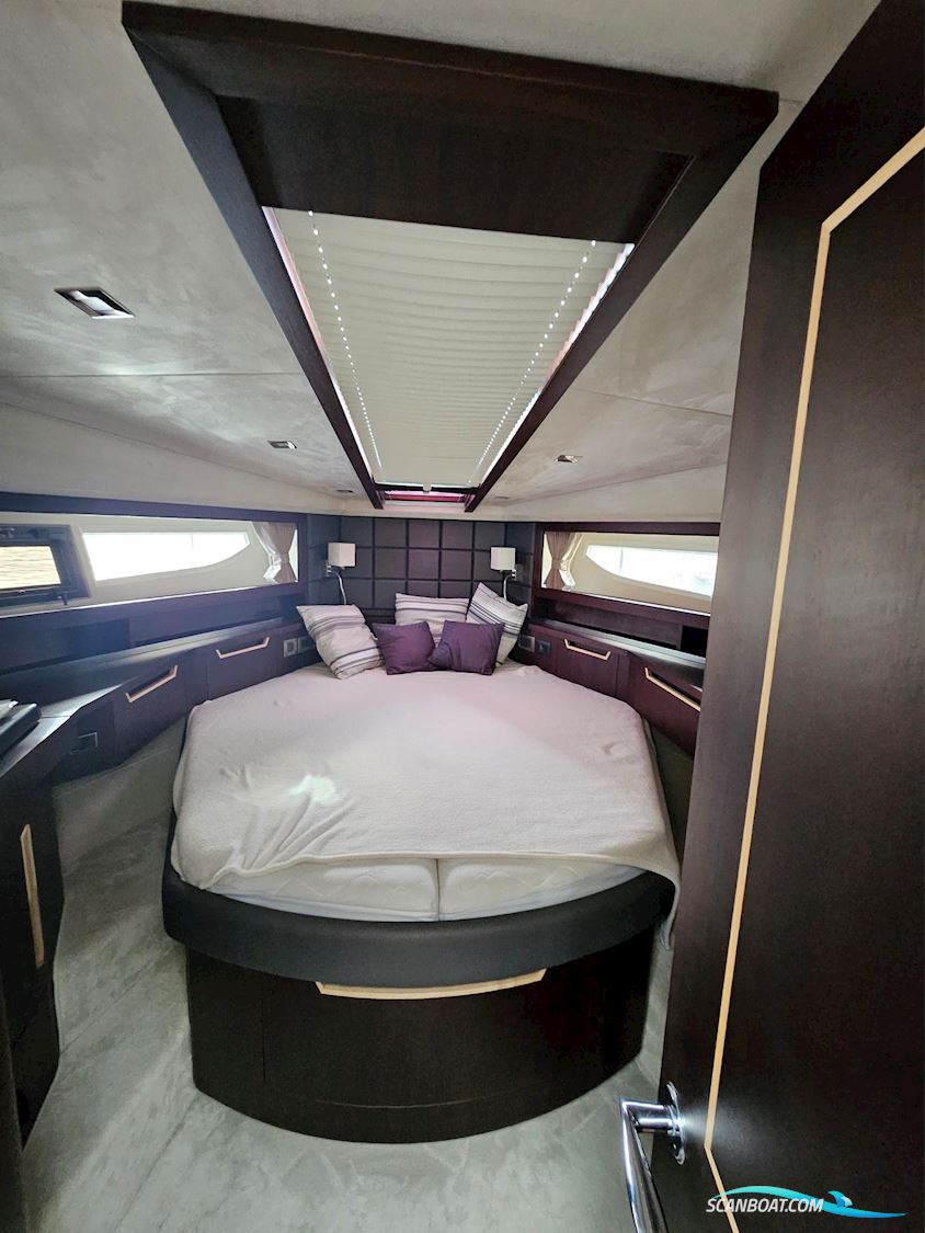 Galeon 430 Sky
