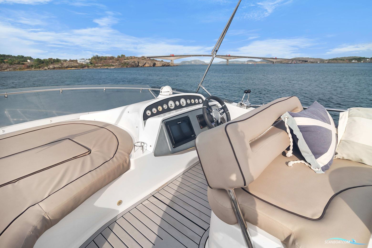 Galeon 440 Fly
