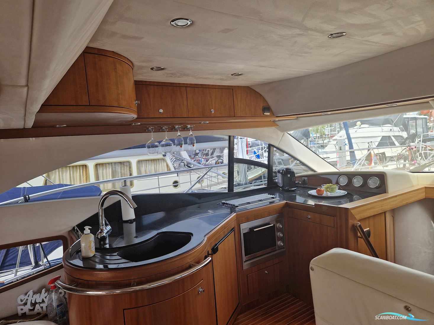 Galeon 440 Fly