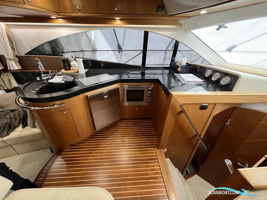 Galeon 440 Fly