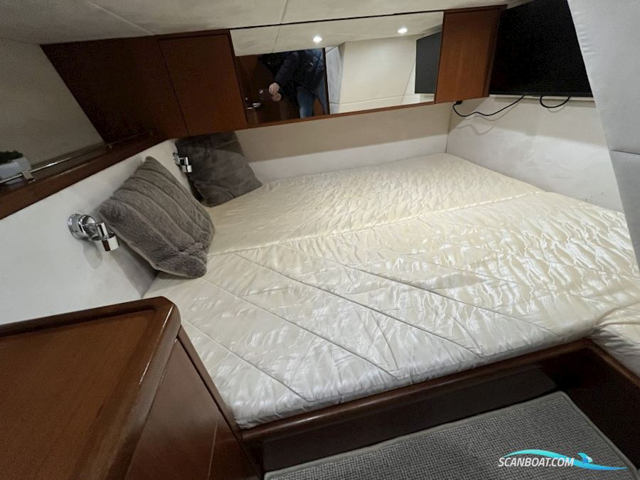 Galeon 440 Fly