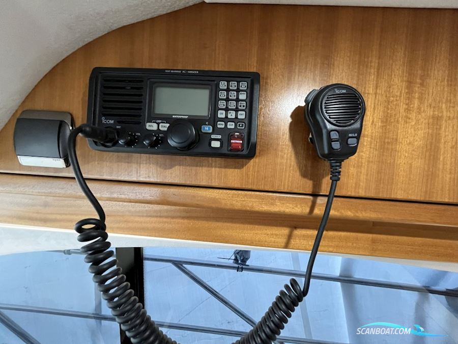 Galeon 440 Fly