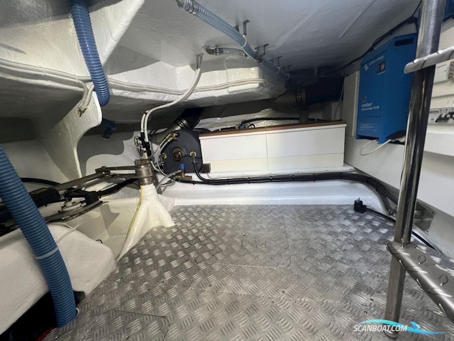 Galeon 440 Fly