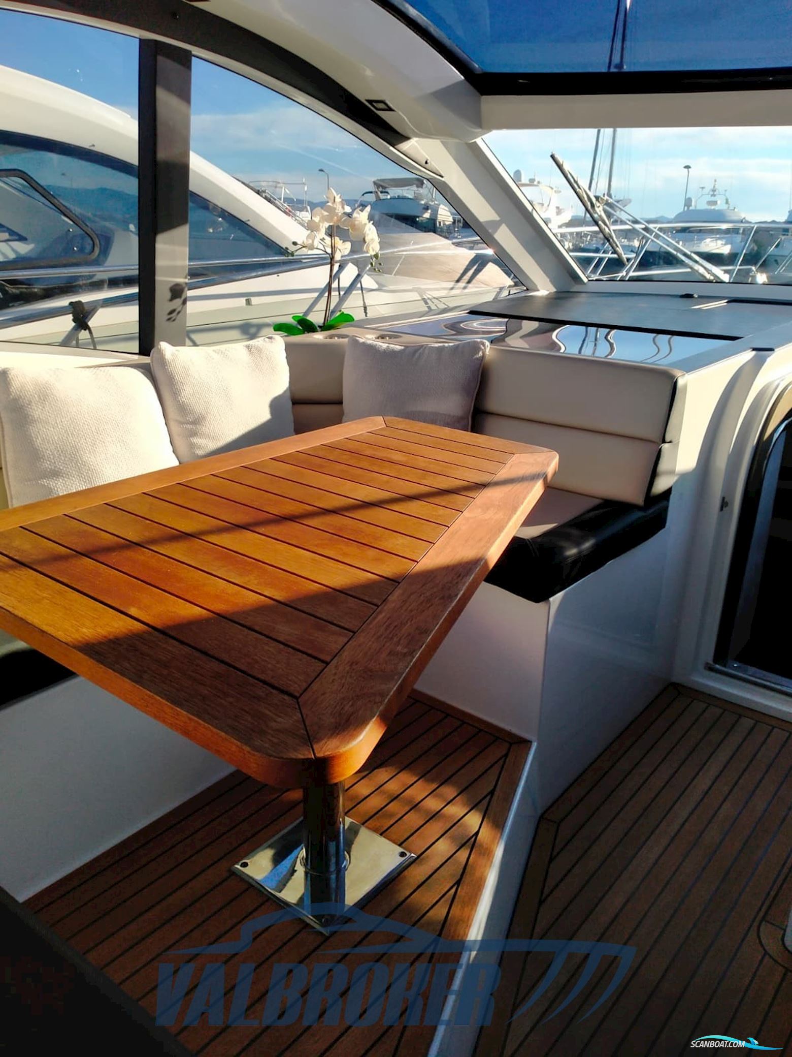 Galeon 445 HTS