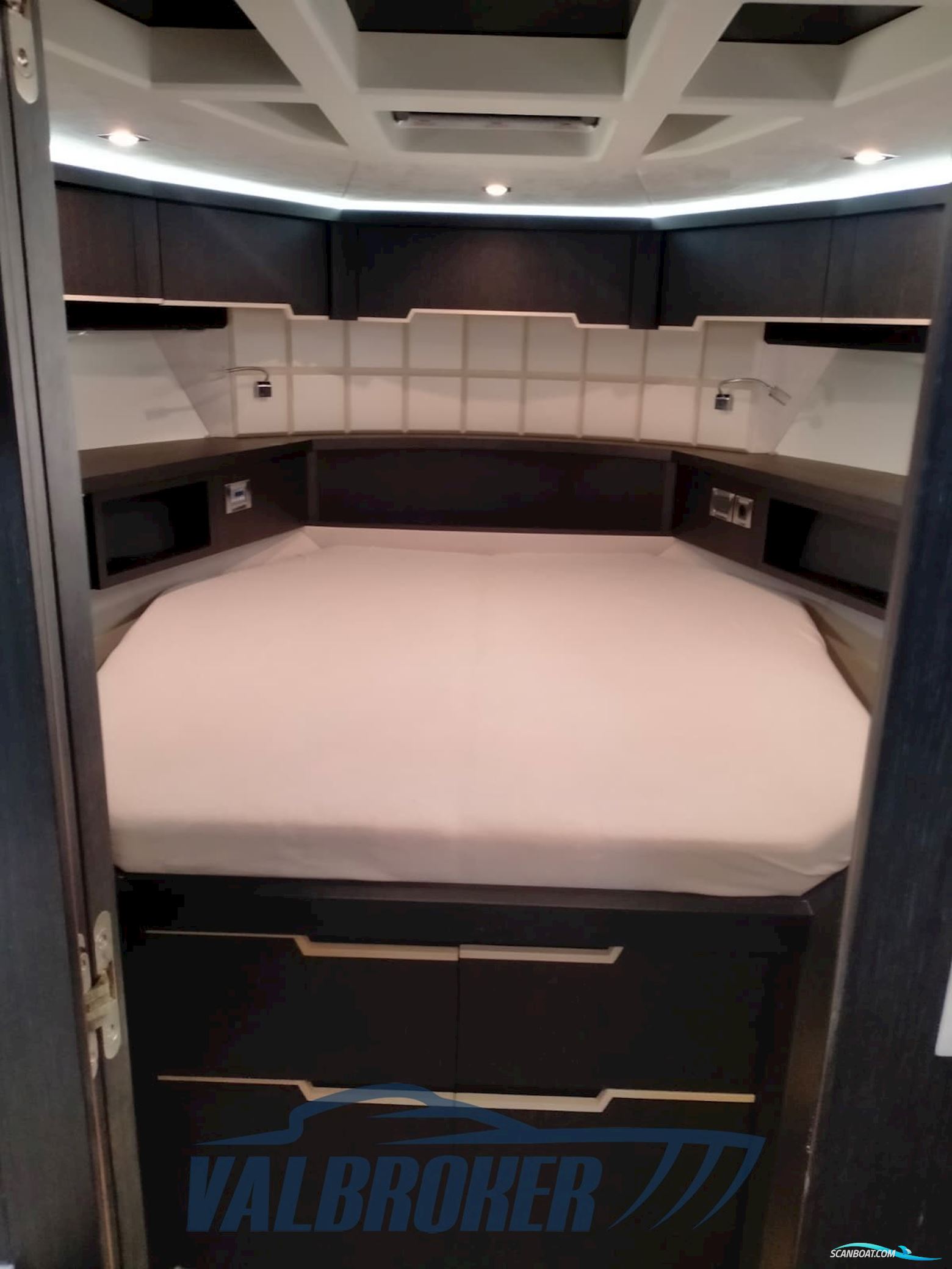 Galeon 445 HTS