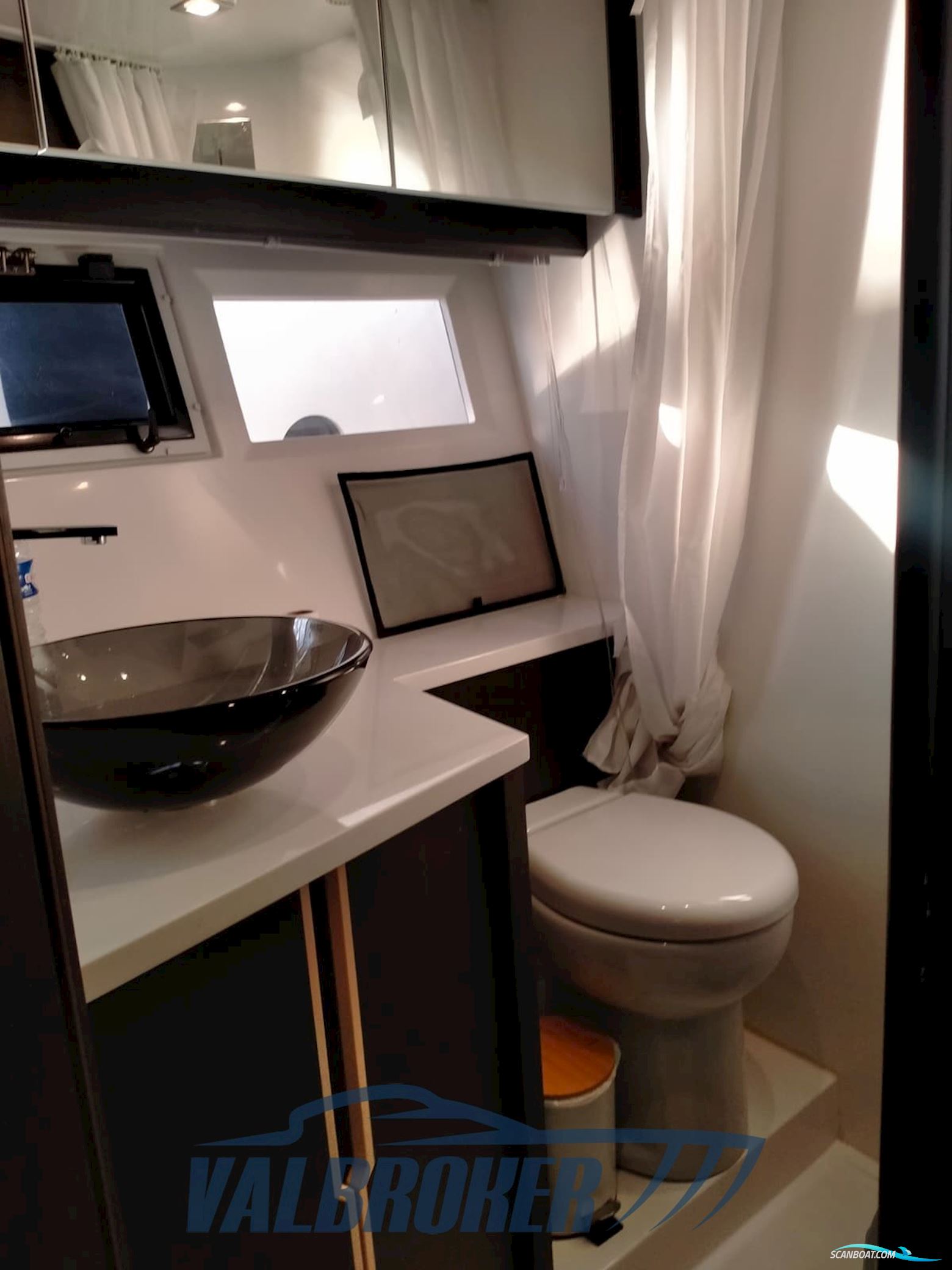 Galeon 445 HTS