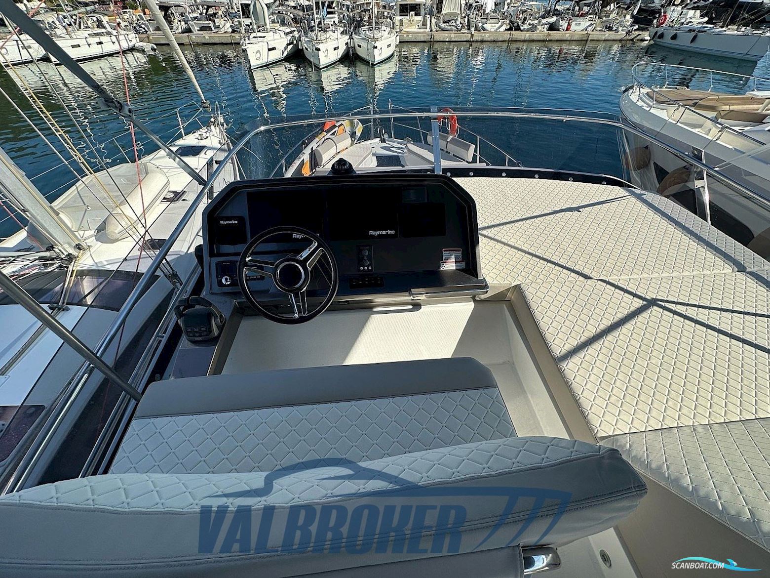 Galeon 460 Fly