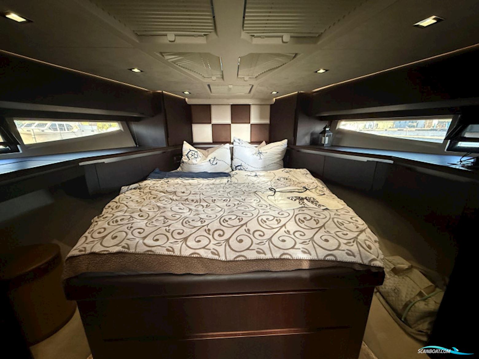 Galeon 470 Sky