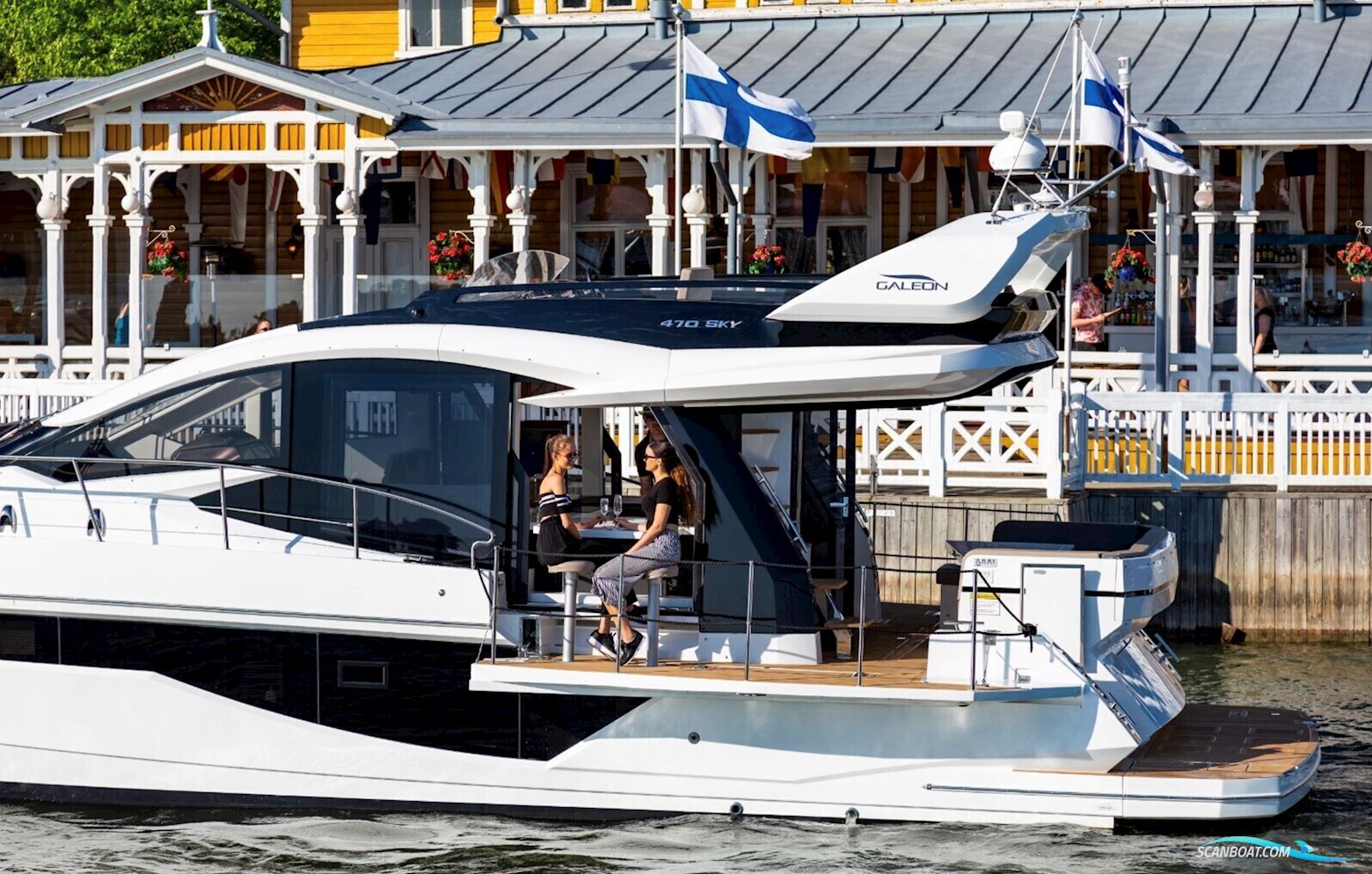 Galeon 470 Skydeck Motorbåt 2018, med 2 x Volvo Penta D8-600 motor, Sverige
