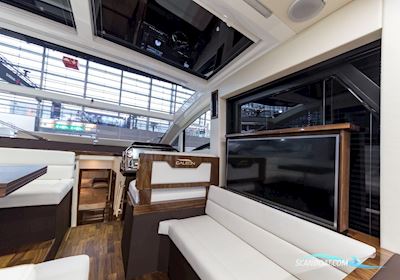 Galeon 470 Skydeck Motorbåt 2018, med 2 x Volvo Penta D8-600 motor, Sverige