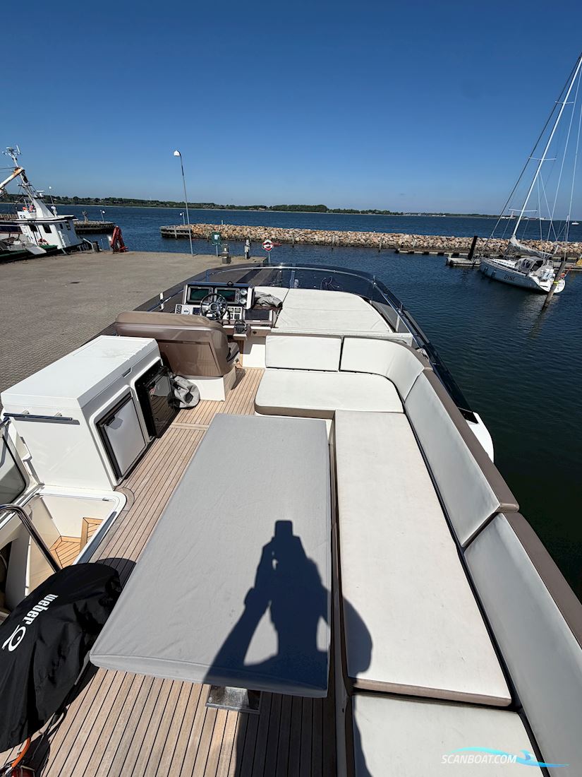 Galeon 550 Fly