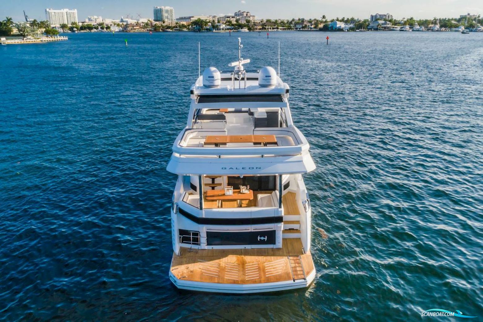Galeon 680 Fly