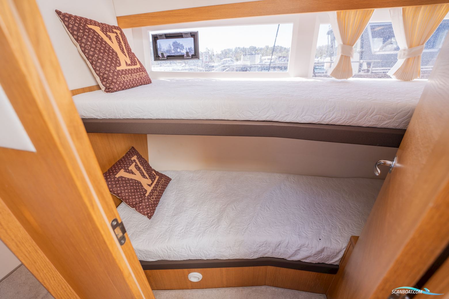 Galeon Galeon 360 Fly