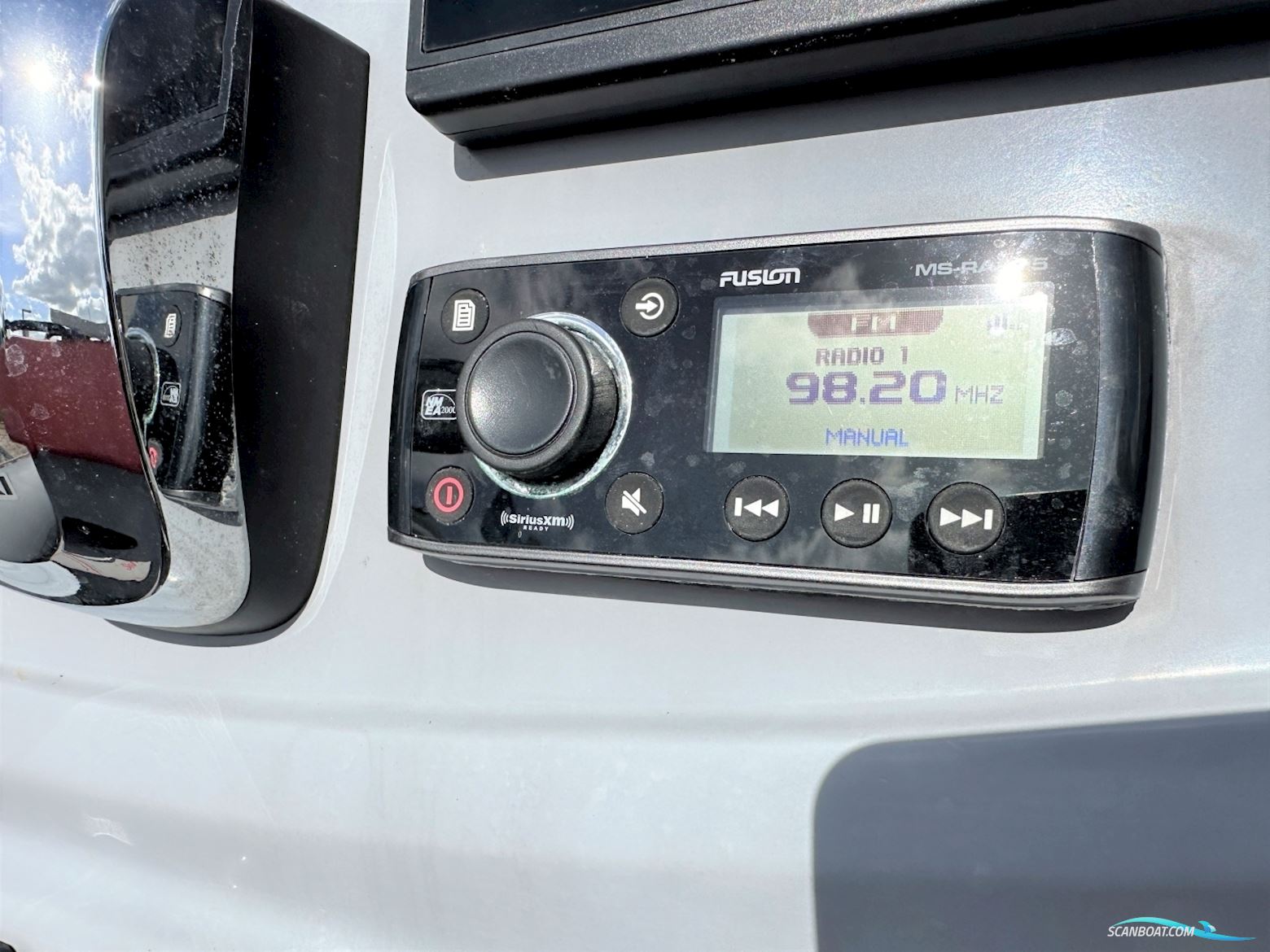 Gemini Waverider 650