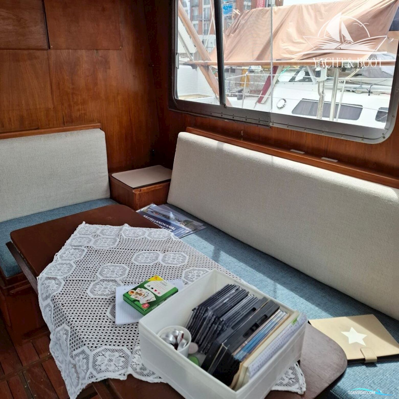 Gladstone Lyall & Co Aquila Queen Trawler 35