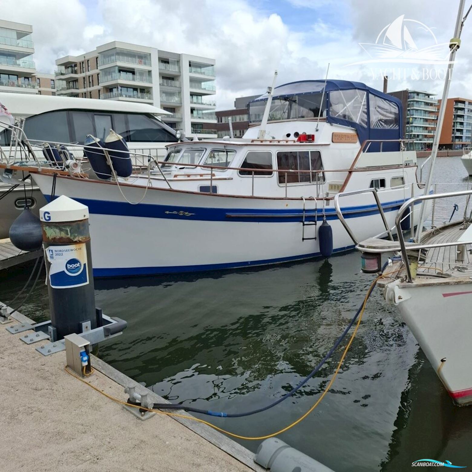 Gladstone Lyall & Co Gladstone Lyall & Co Aquila Queen Trawler 35