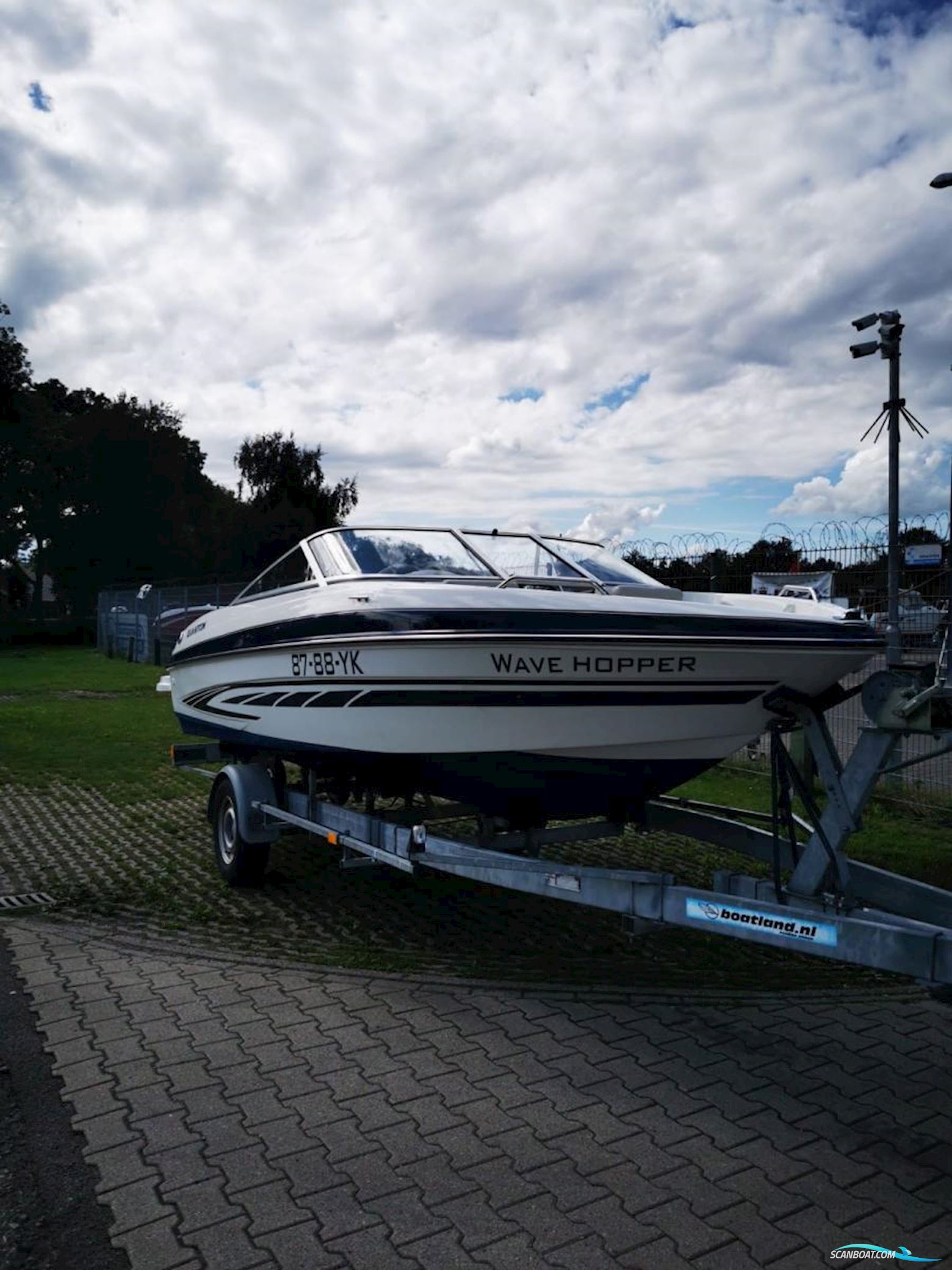 Glastron  GT 185