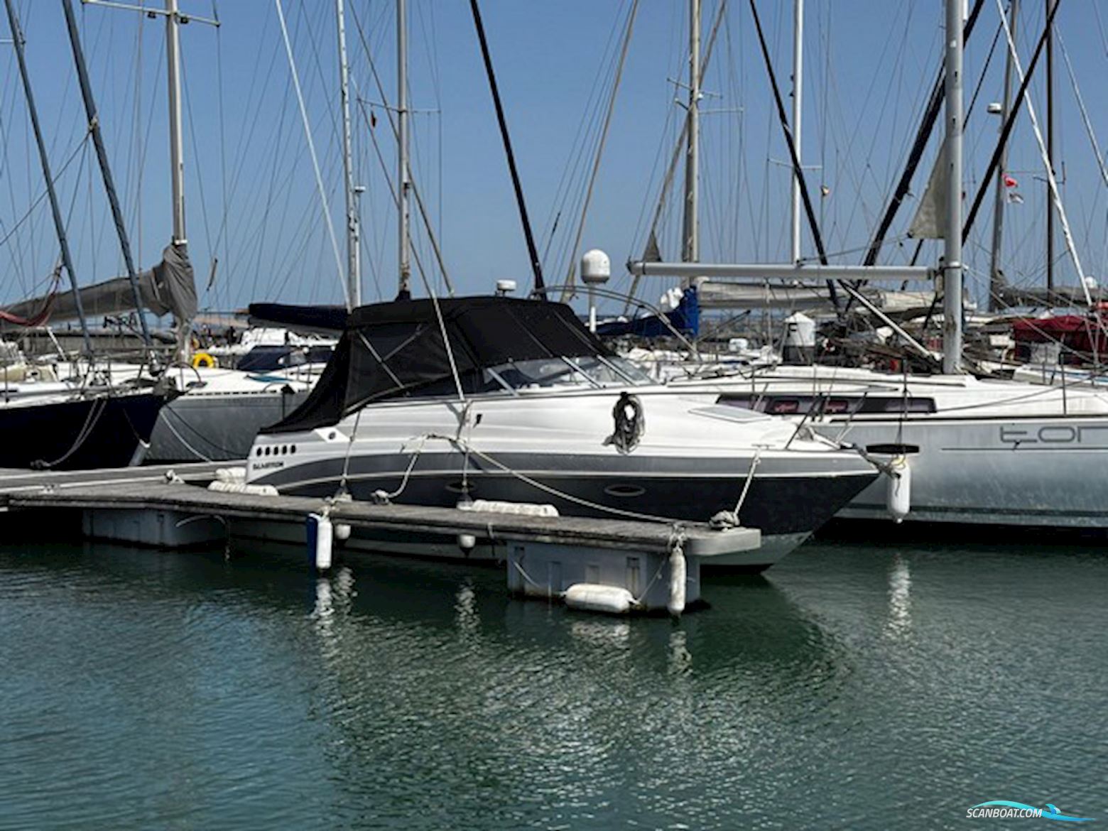 Glastron 249 GT Motorbåt 2007, med Volvo Penta 5.0 Gxi motor, Portugal