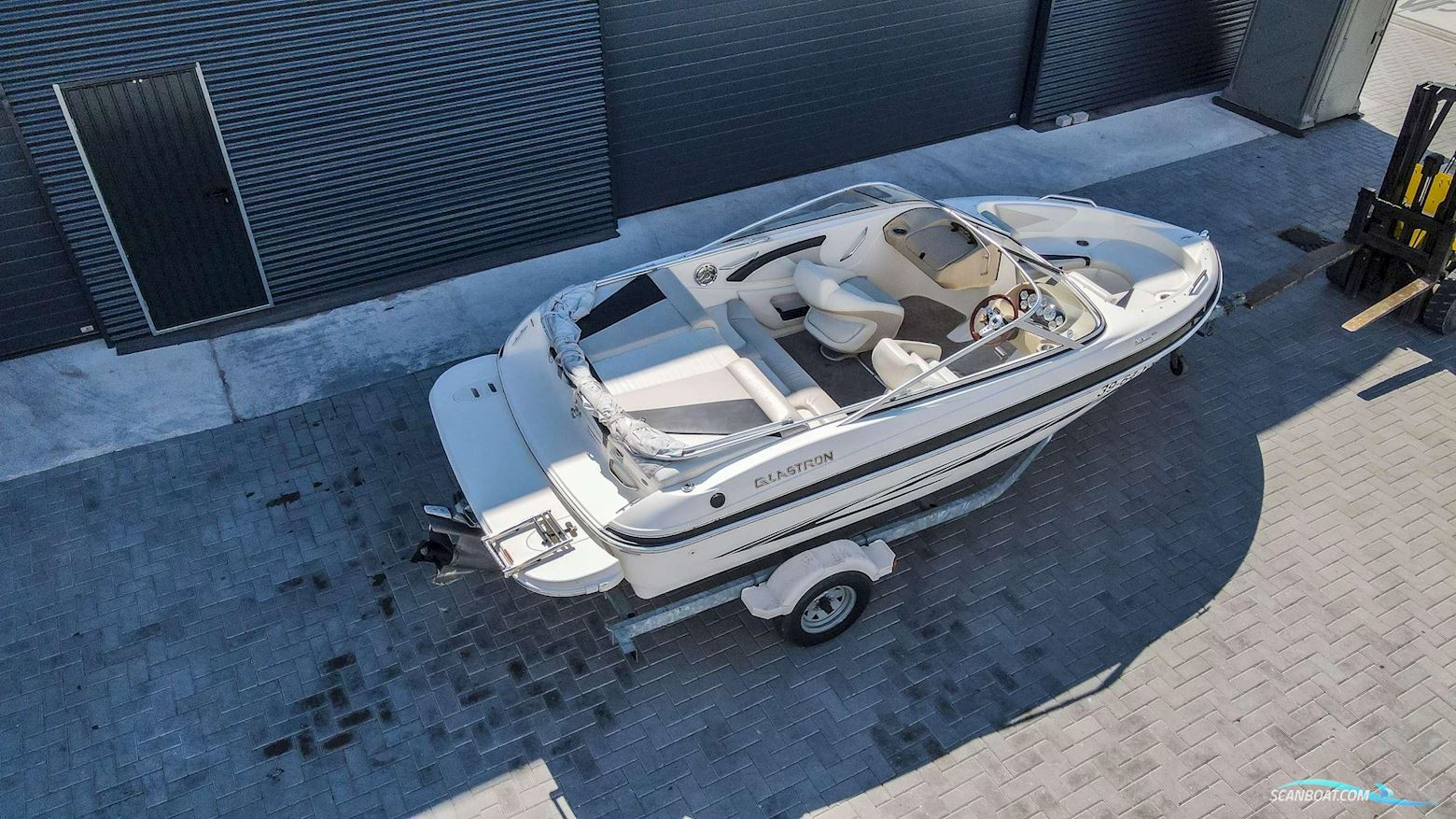 Glastron GT 185