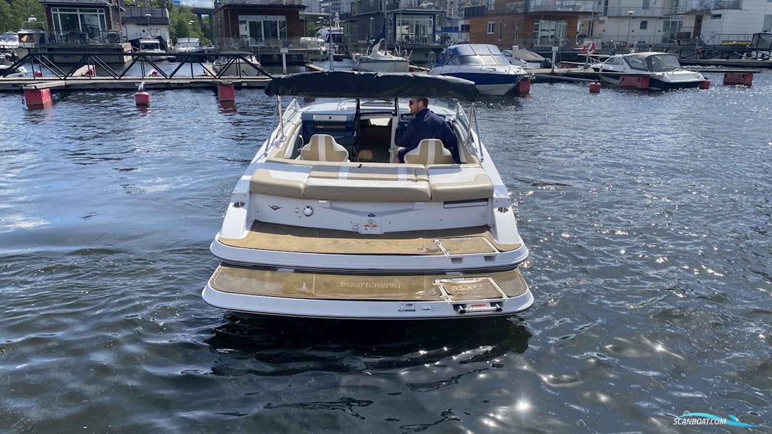 Glastron GT 229