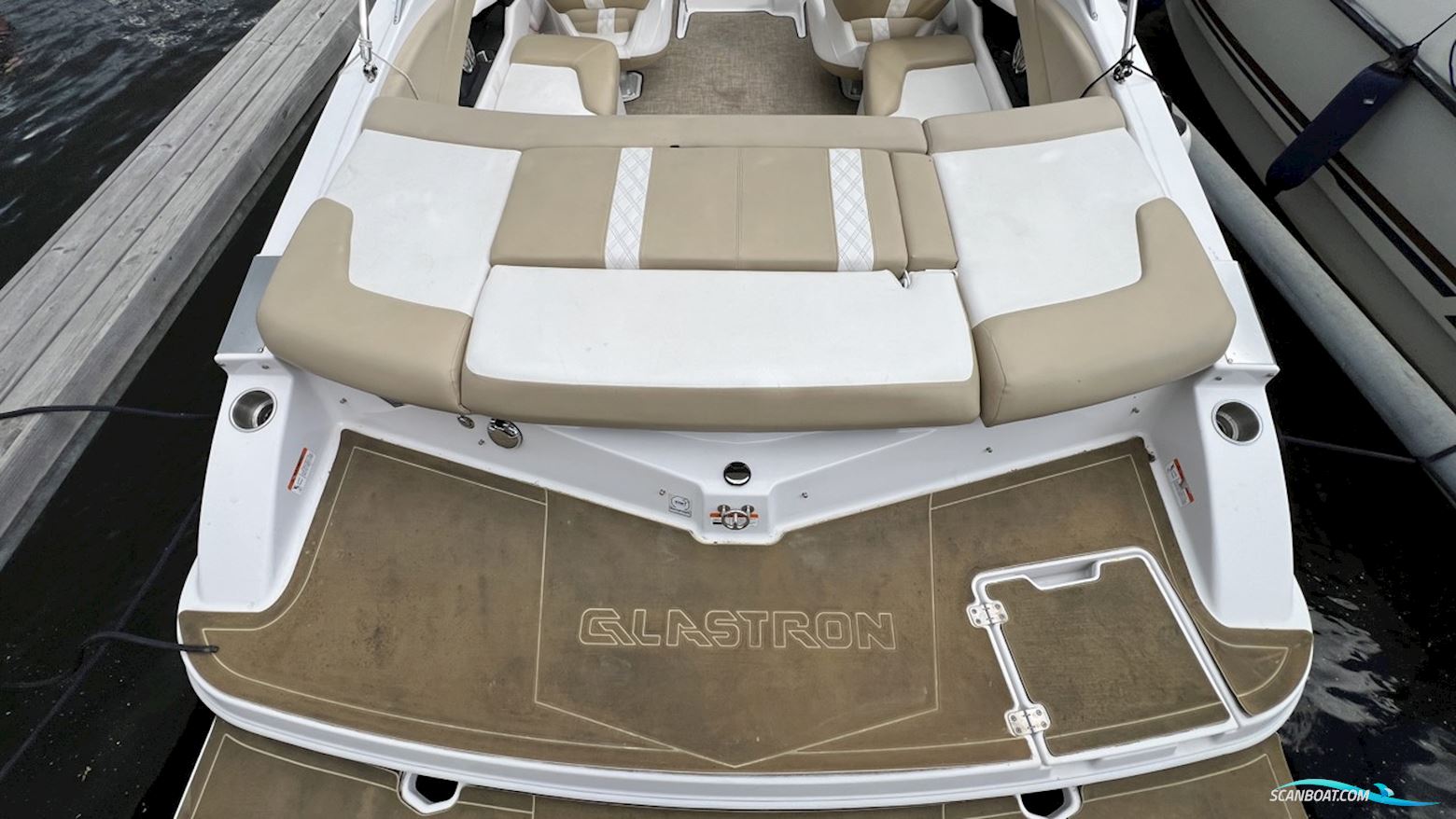 Glastron GT 229