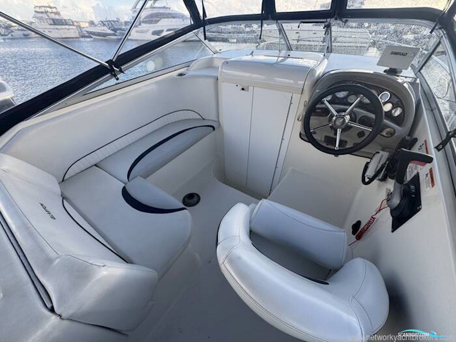Glastron GT 249