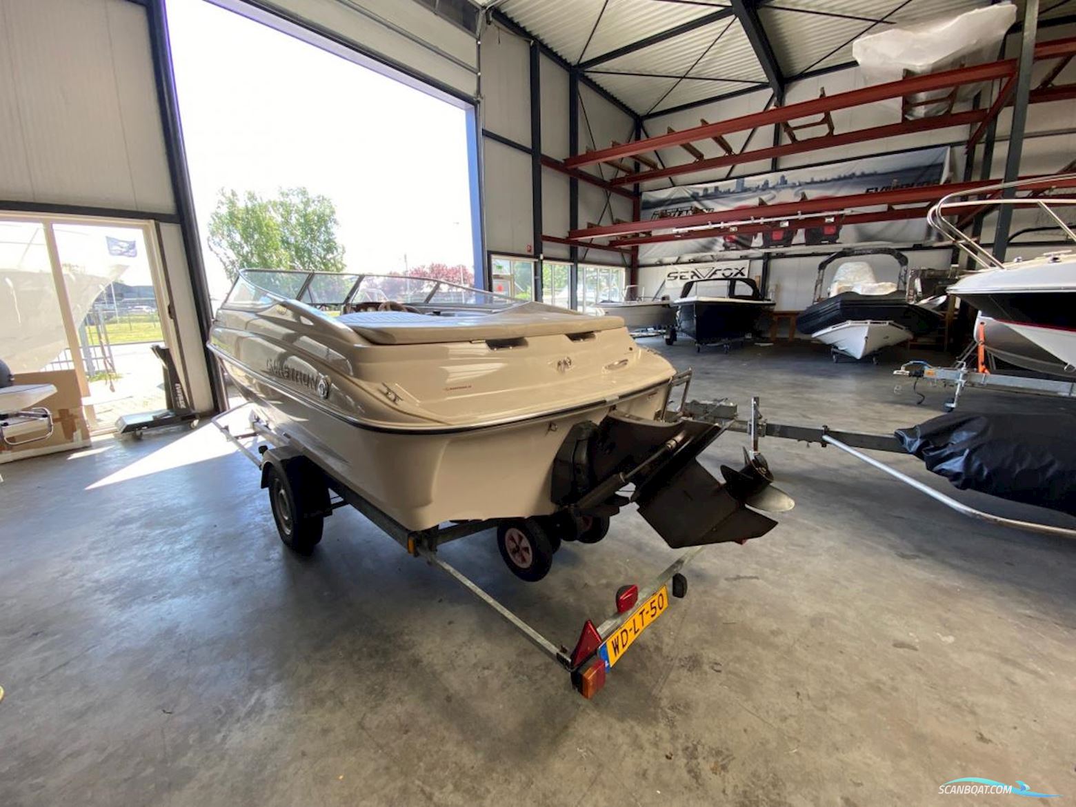 Glastron GX185 Bowrider