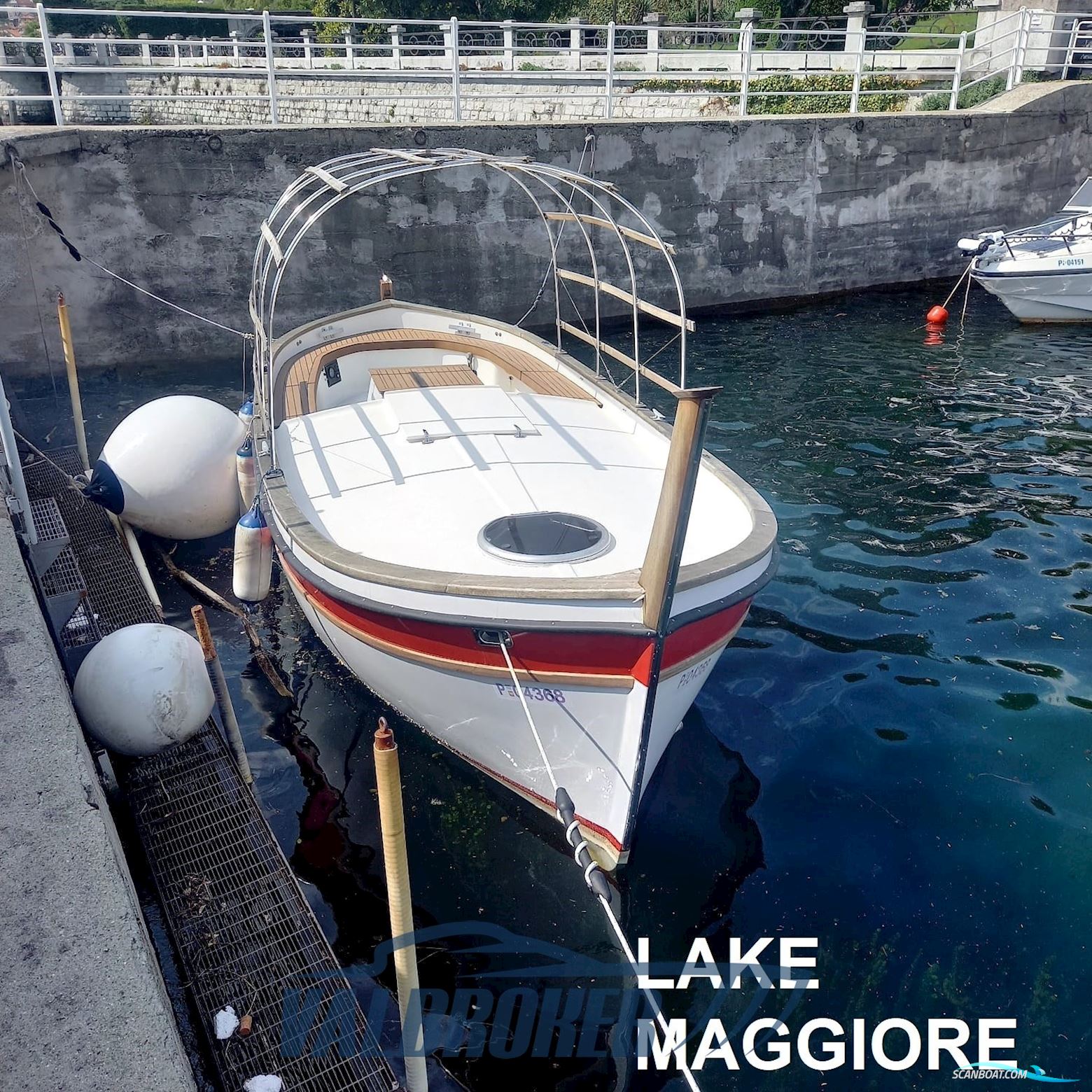 Gozzo Genovese Baciccia Motorbåt 1979, med Volvo Penta MD 2030 B motor, Italien