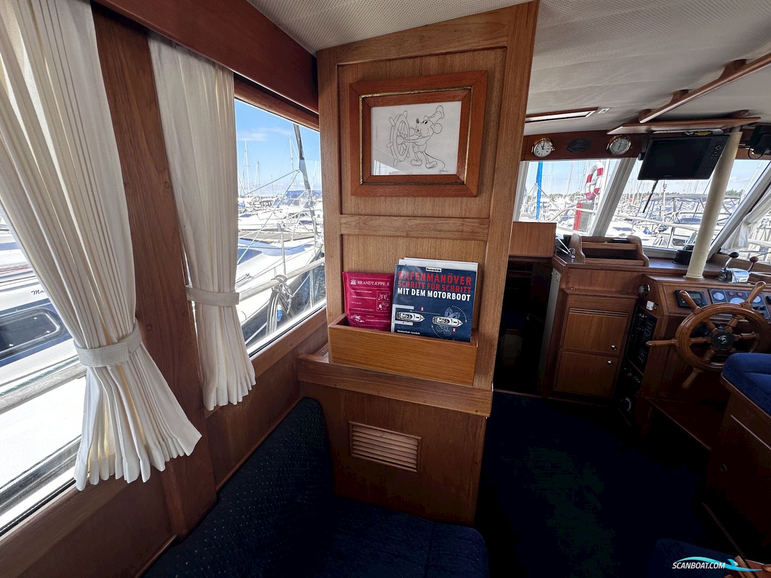 Grand Banks 32