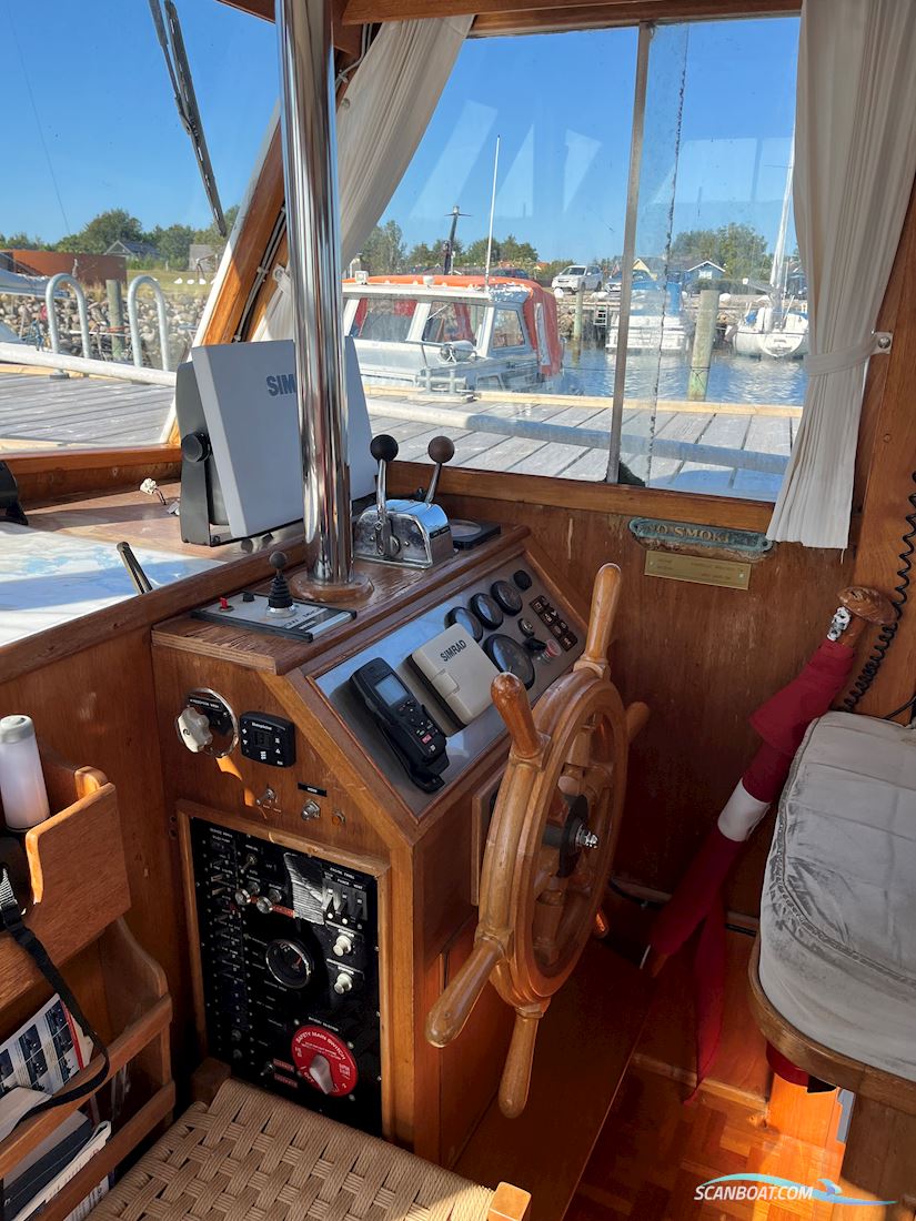 Grand Banks 32