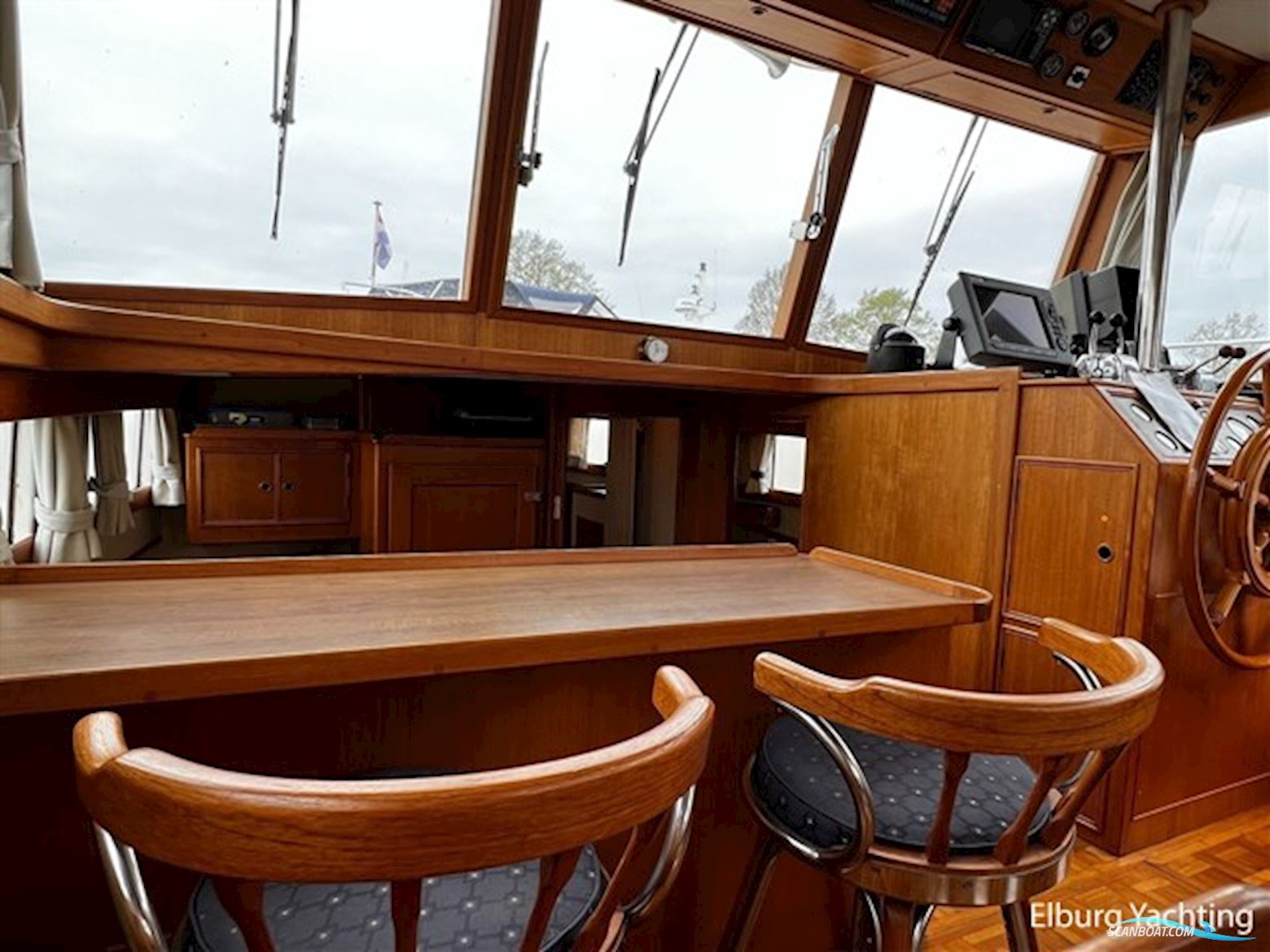 Grand Banks 42 - Motoryacht