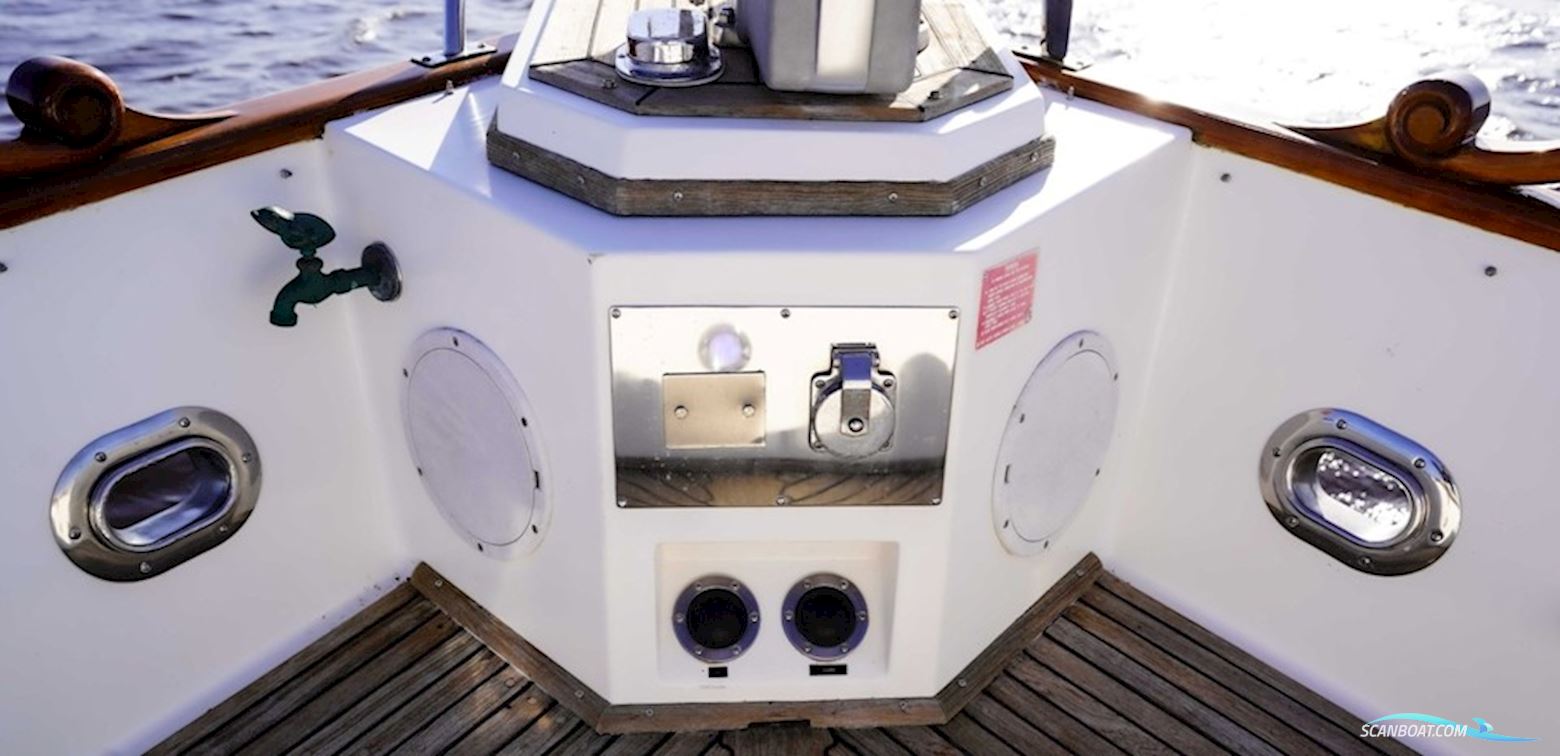 Grand Banks 42 Motoryacht