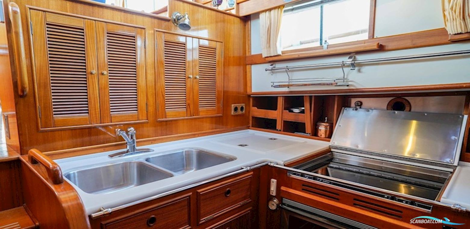 Grand Banks 42 Motoryacht