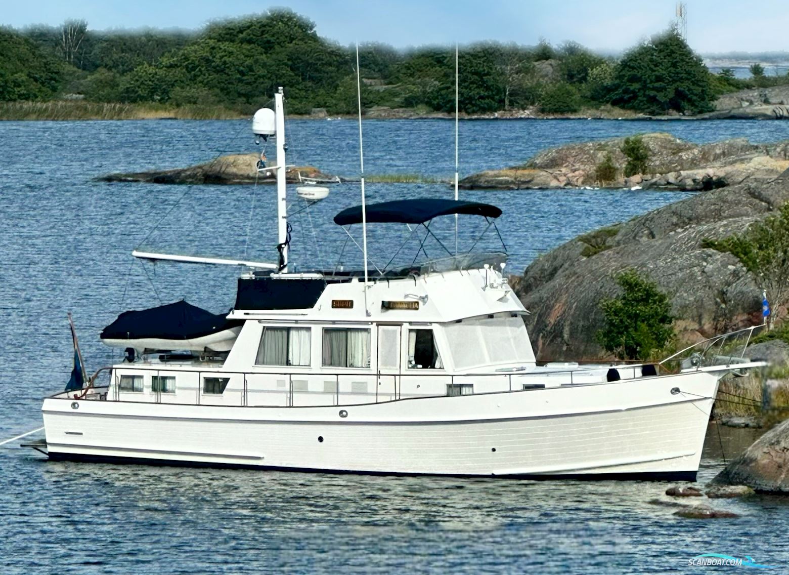 Grand Banks 46 Classic Motorbåt 2000, med Caterpillar motor, Sverige