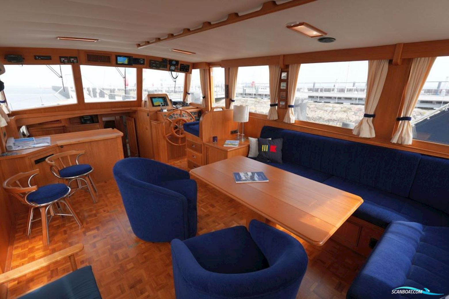 Grand Banks 46 Motor Yacht