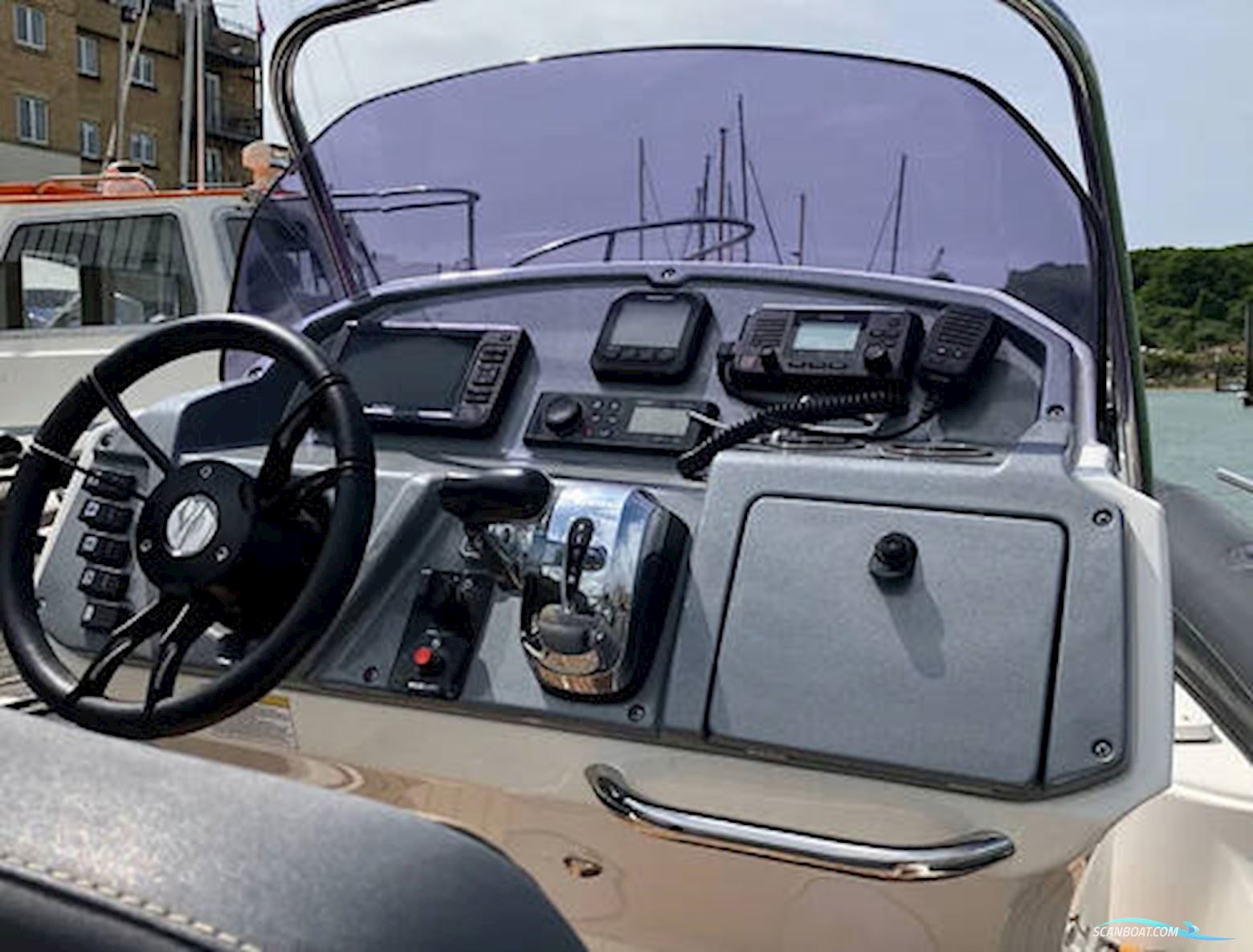 GRAND G580 RIB
