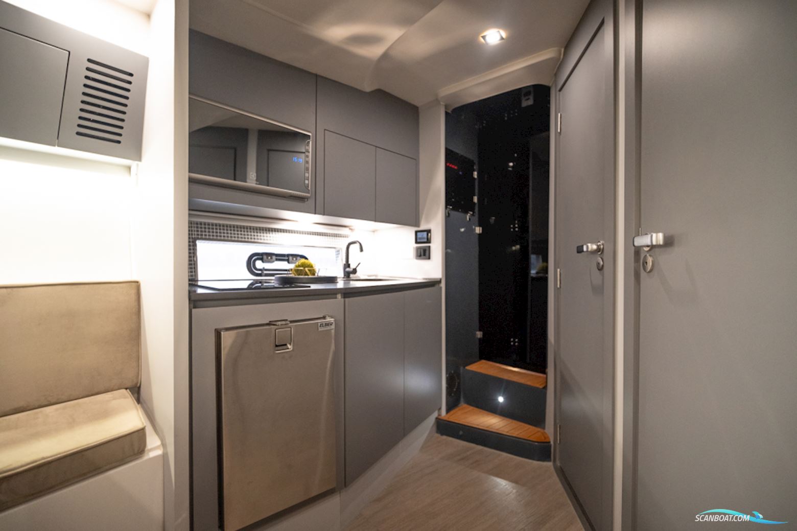 Grand Ocean  37  ook op de natte HISWA