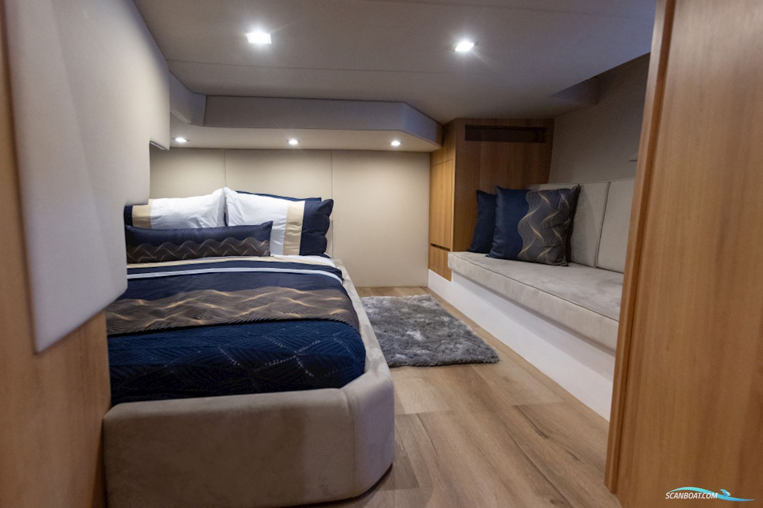 Grand Ocean 37