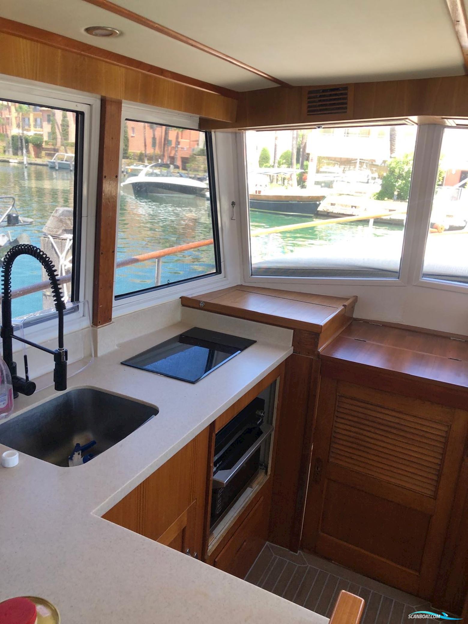 Grandbanks 42 Classic