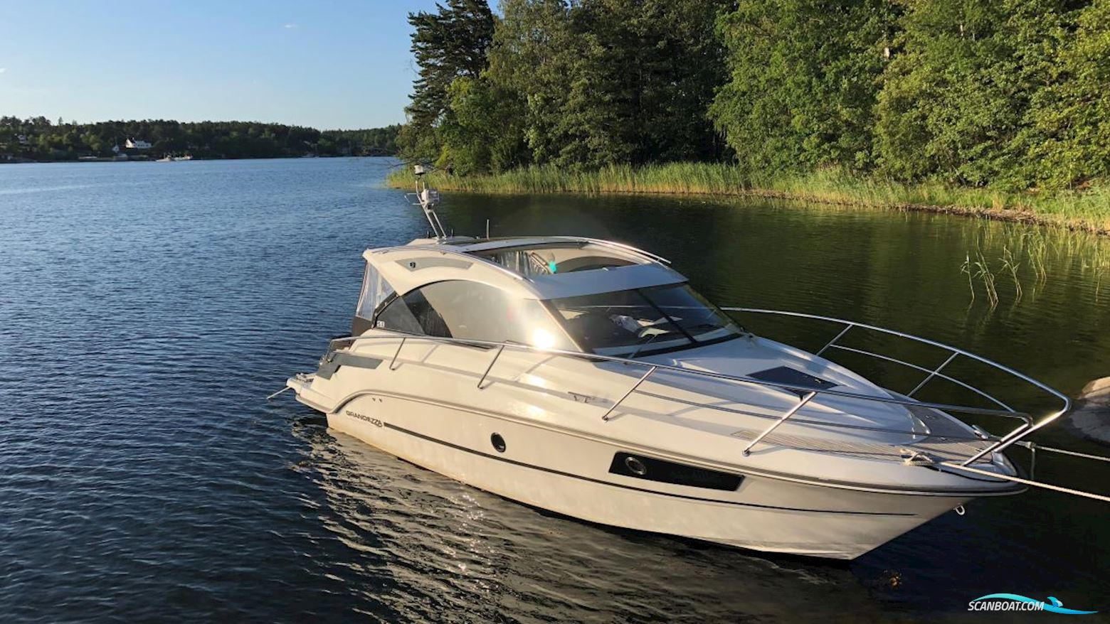 Grandezza 28 OC Motorbåt 2017, med Volvo Penta D4 300 Ca 146h motor, Sverige