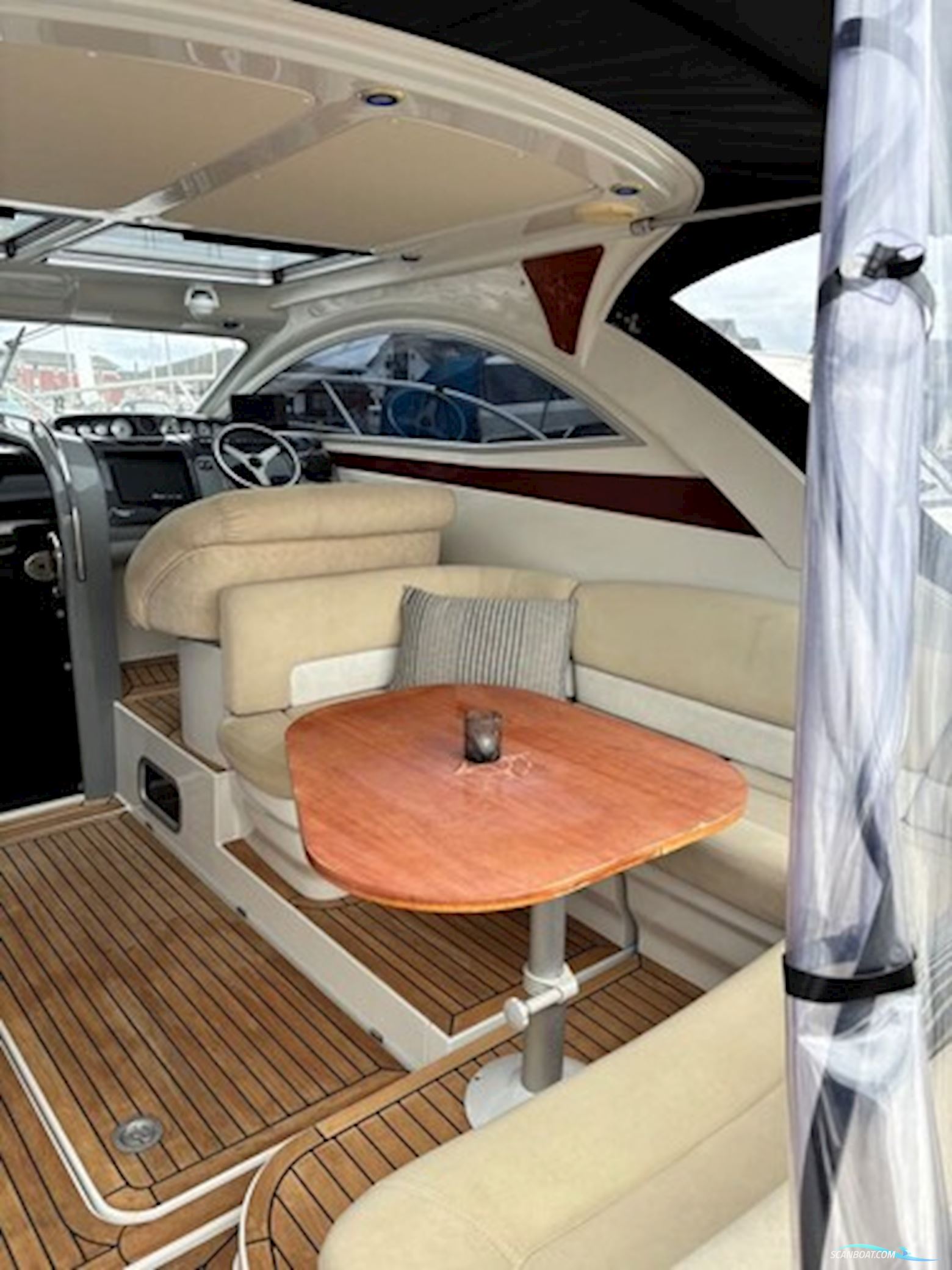 Grandezza 31 OC - NY PRIS!