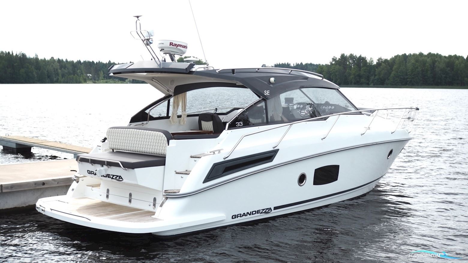 Grandezza 33 Special Edition Motorbåt 2016, med Volvo Penta D3 motor, Finland