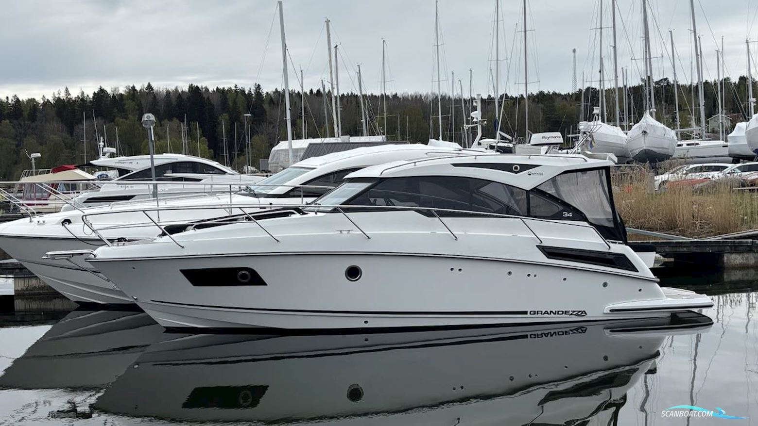 Grandezza 34 OC Motorbåt 2020, med Volvo Penta D6 380 Ca, 160h motor, Sverige
