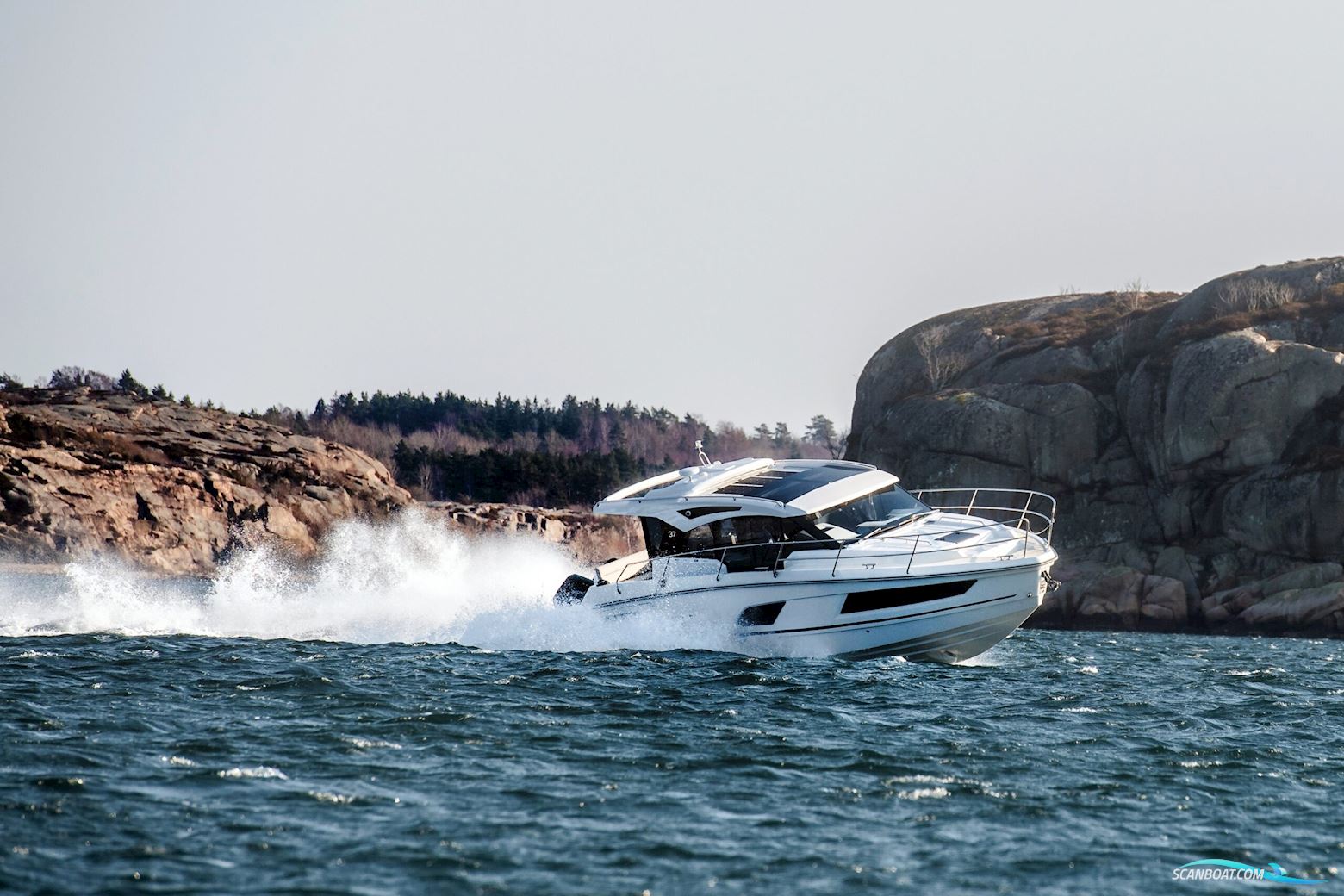 Grandezza 37 Outboard