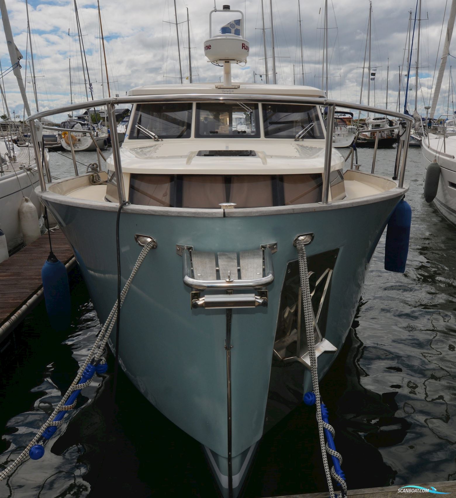 Greenline 33 Hybrid