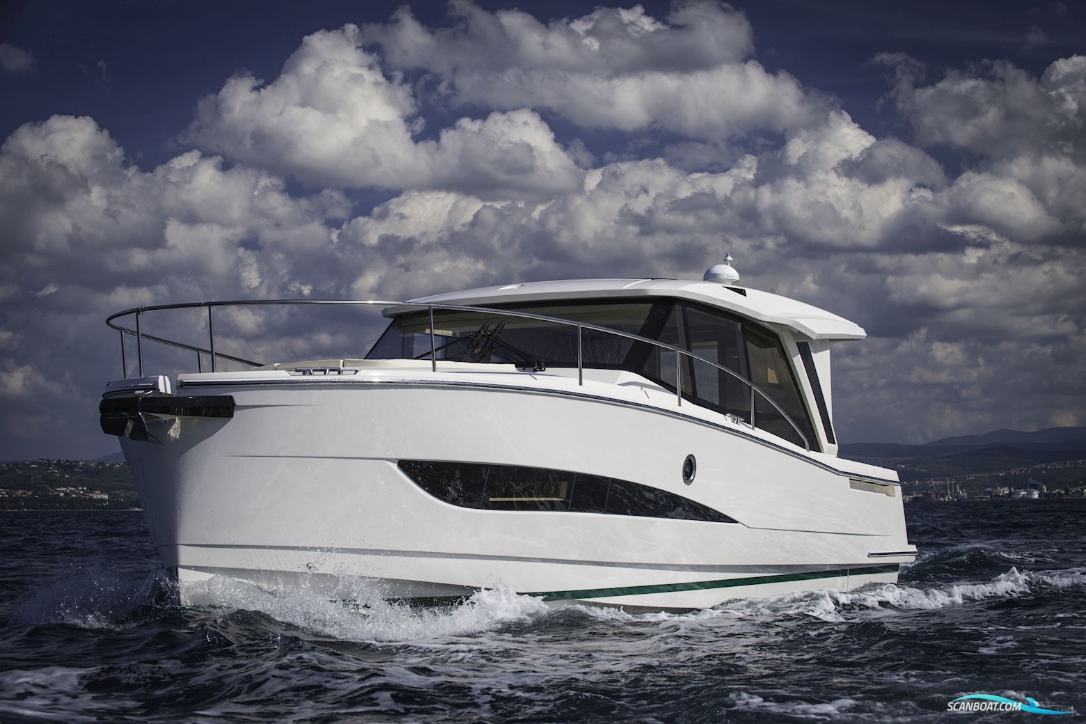 Greenline 39