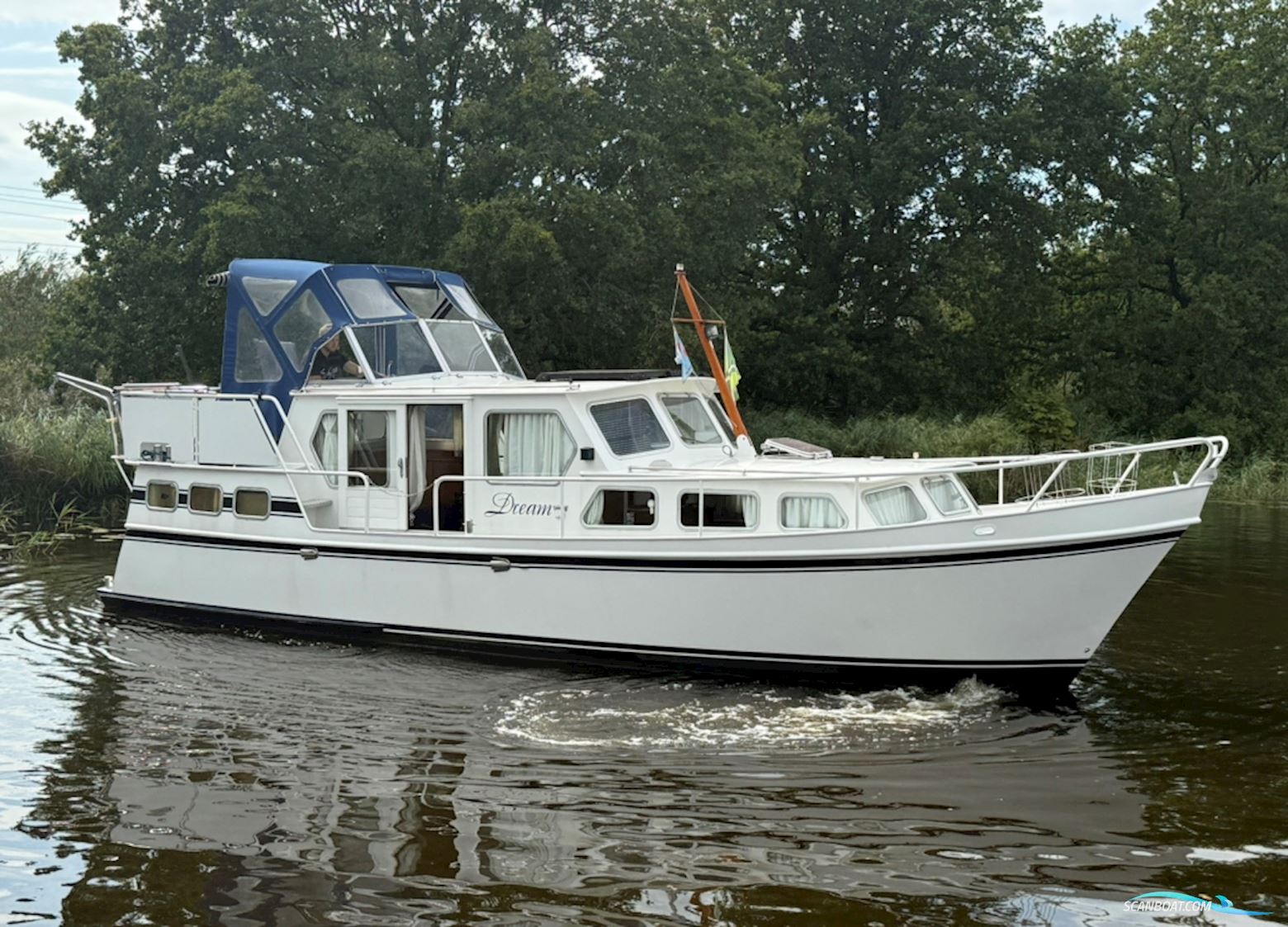 Gruno 1050 Motorbåt 1984, med Peugeot motor, Holland